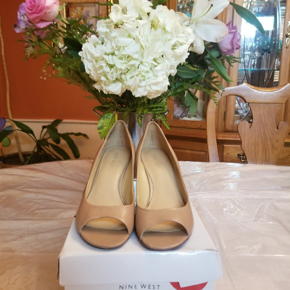 Nine West Leather shoes